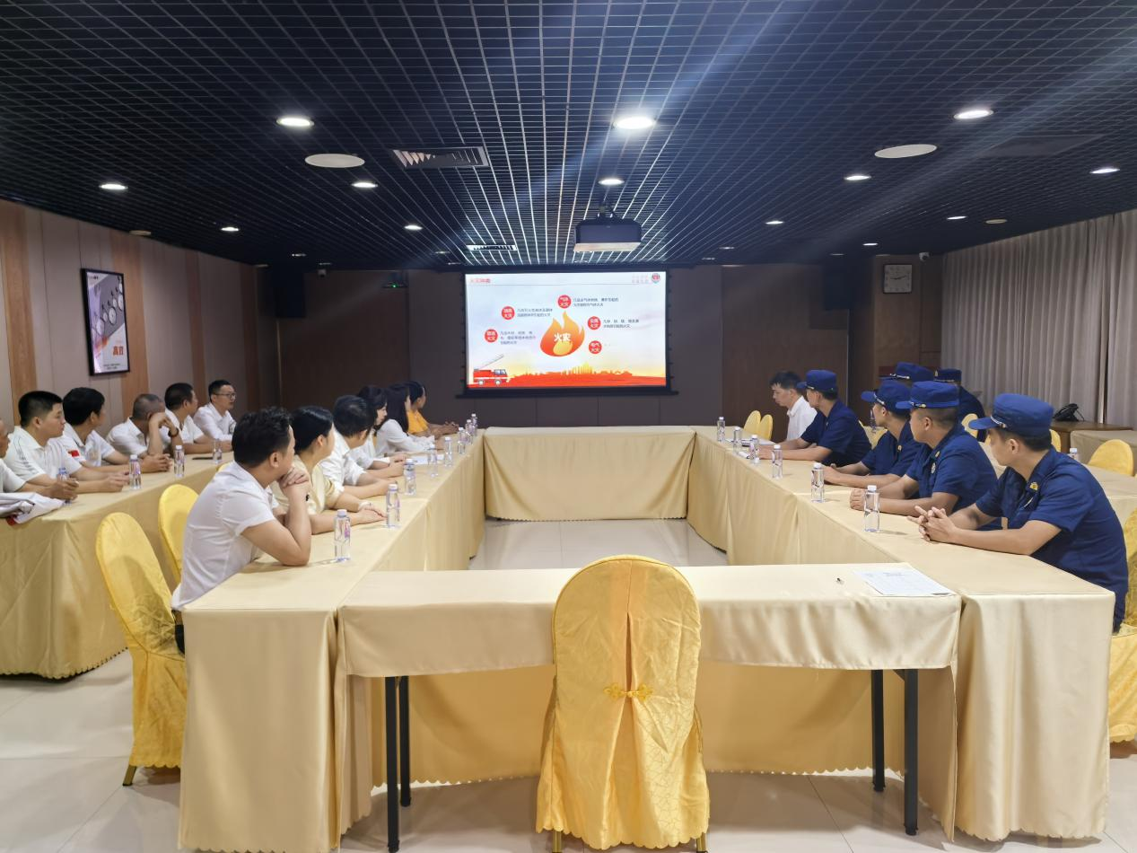 筑牢安全防线 共建平安尊龙凯时